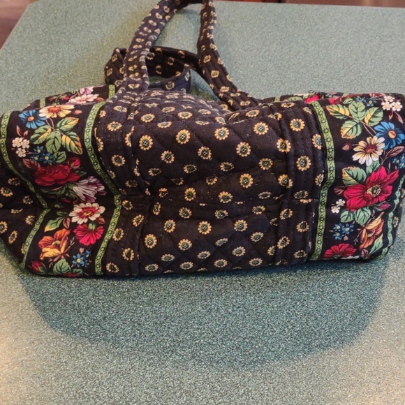 Vera Bradley small duffle purse - Picture 3 of 3